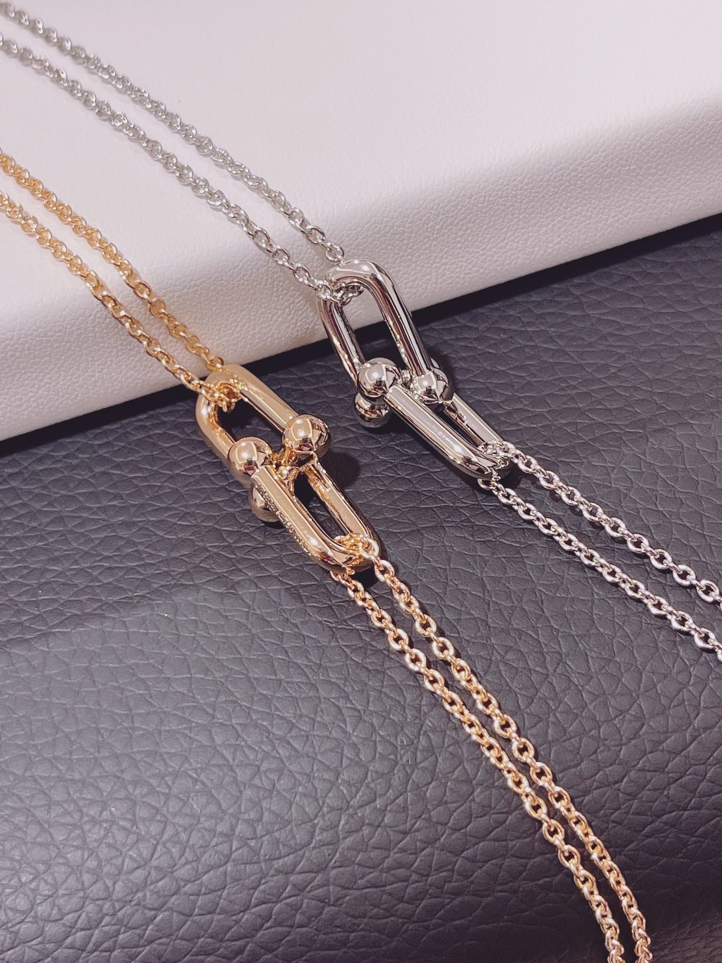HARDWARE DOUBLE LINK PEDANT PINK GOLD NECKLACE