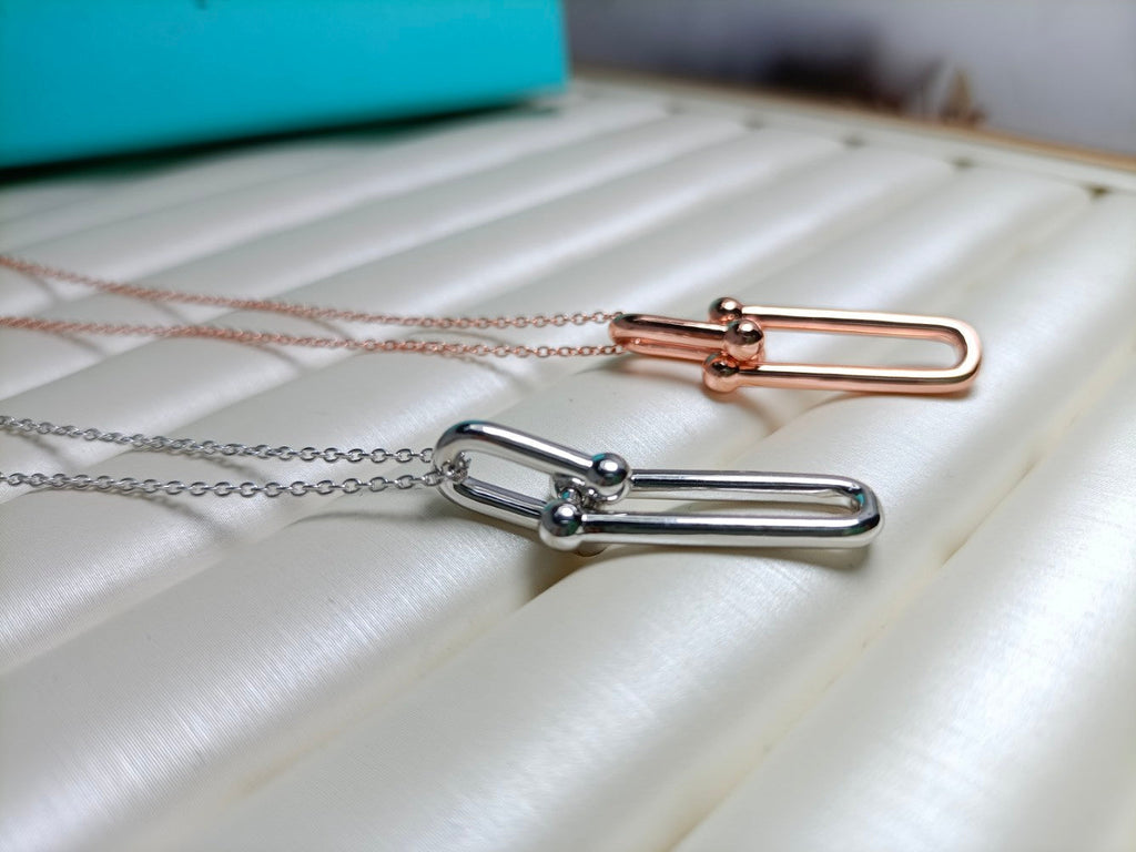 HARDWARE DROP DOUBLE LINK PEDANT NECKLACE