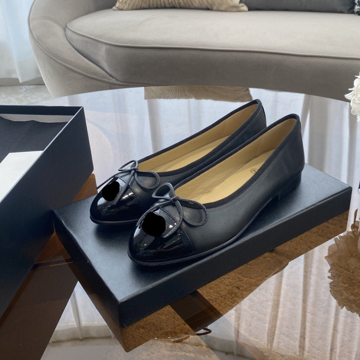 FLATS BLACK LAMBSKIN WITH BOW
