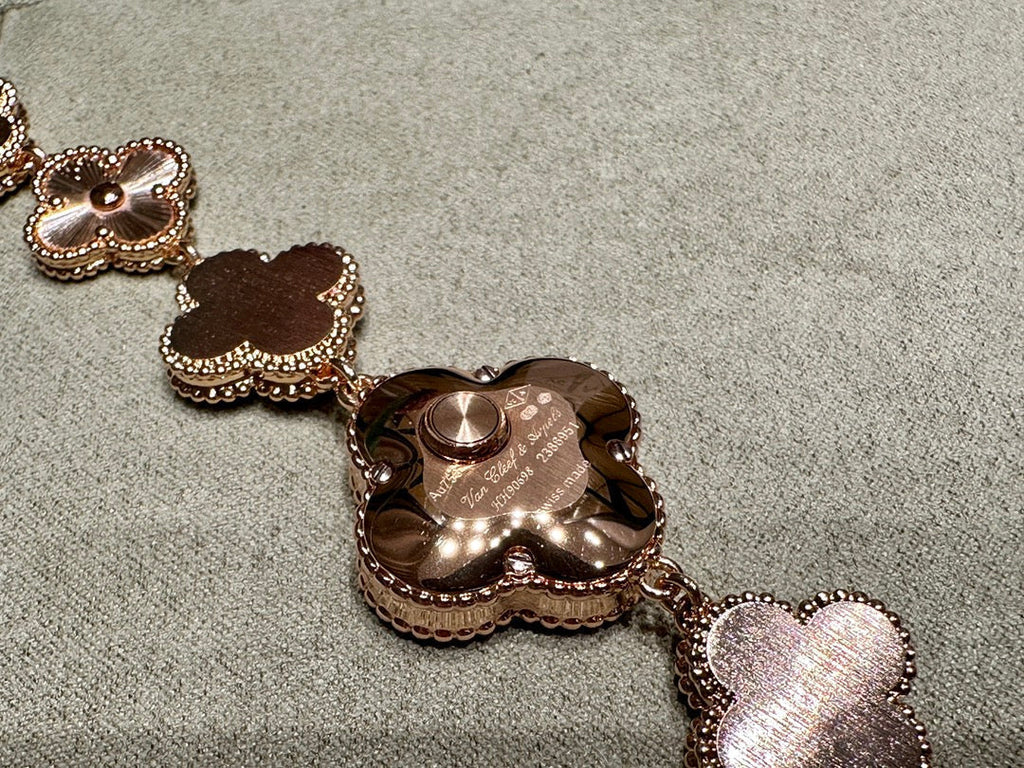 SWEET ALHAMBRA PINK GOLD CARNELIAN