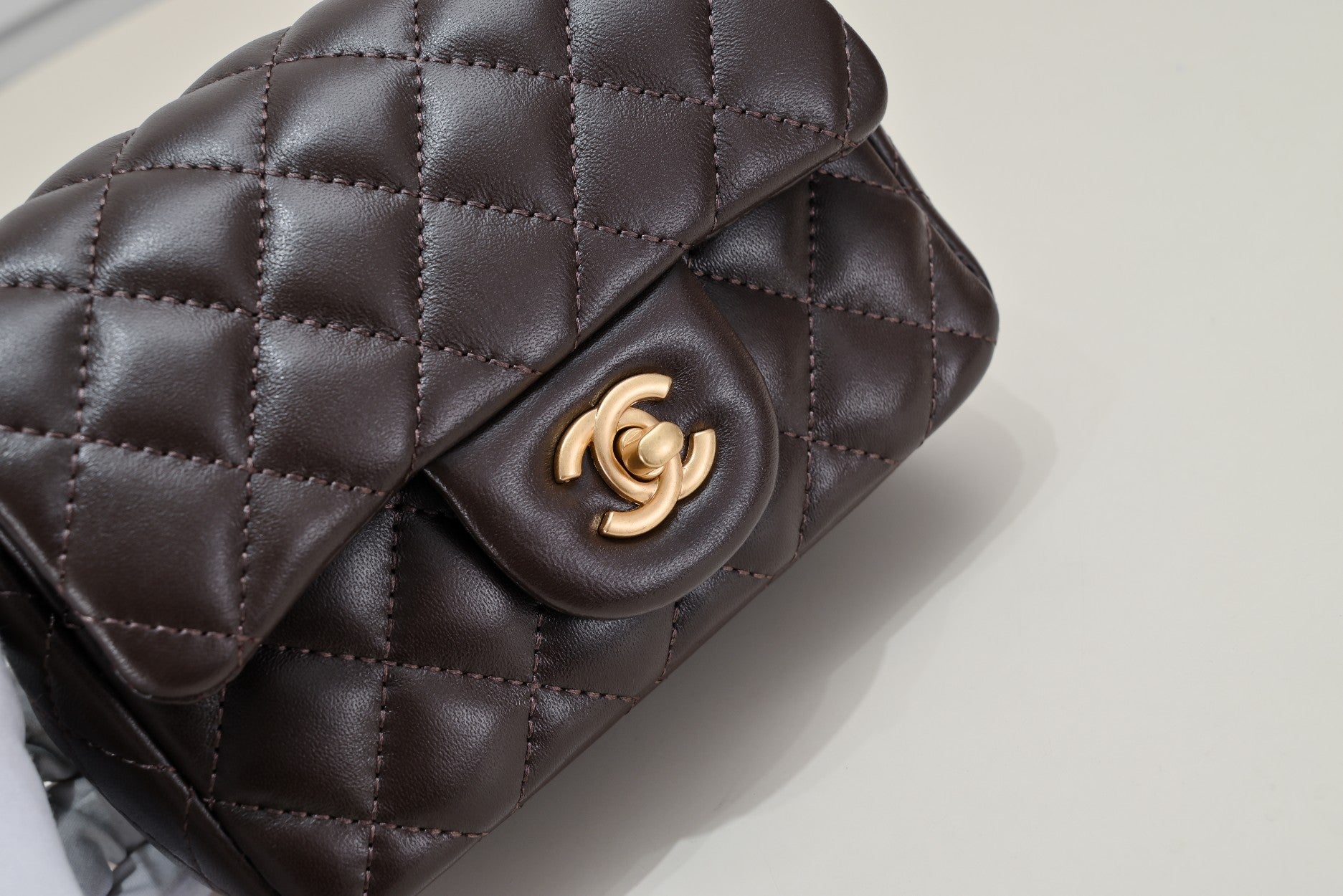 SMALL FLAP BAG 17CM 1786 BROWN GOLD