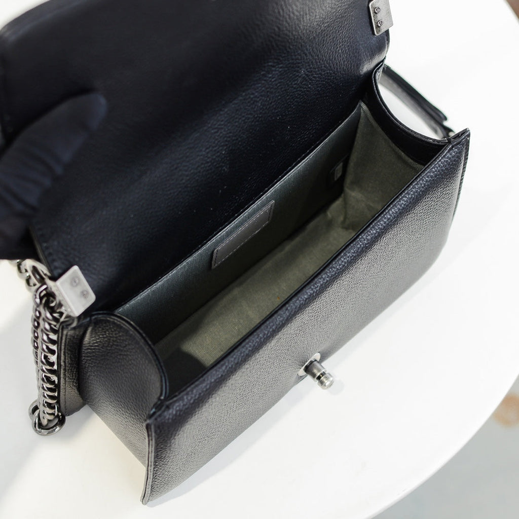 CAVIAR BOY BAG MEDIUM 67086 BLACK