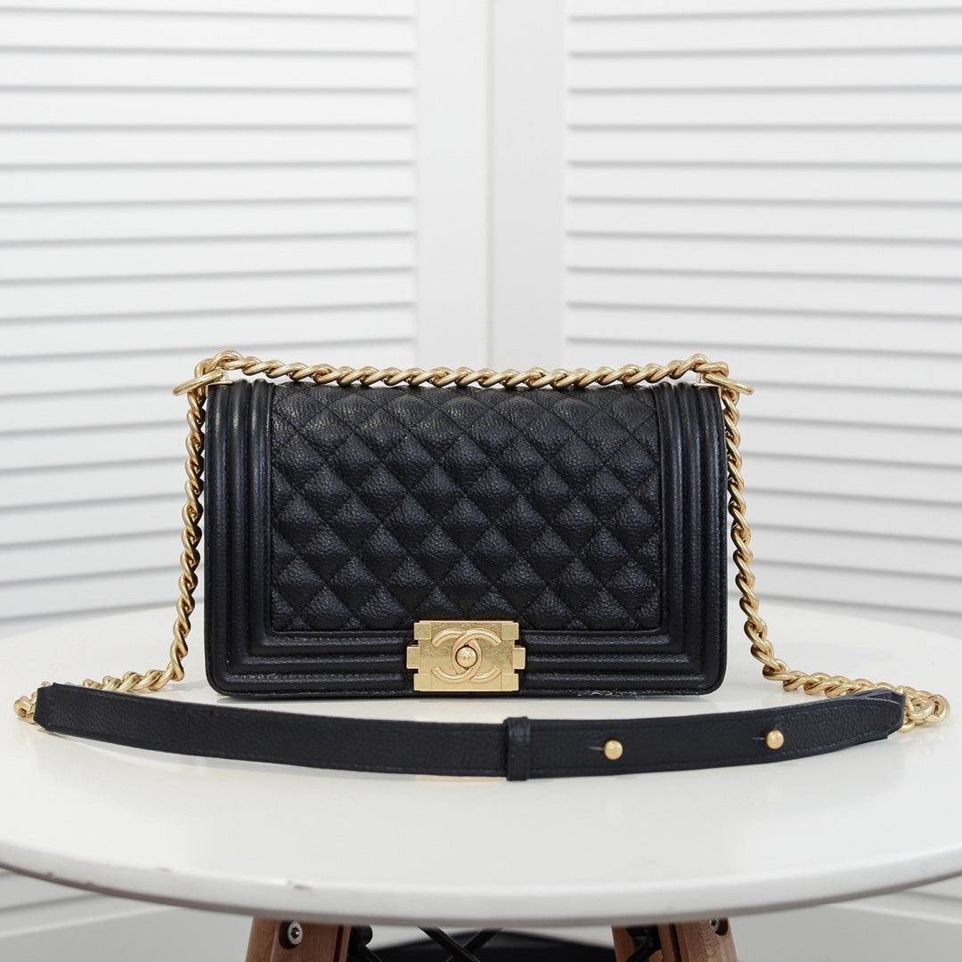 CAVIAR BOY BAG MEDIUM 67086 BLACK