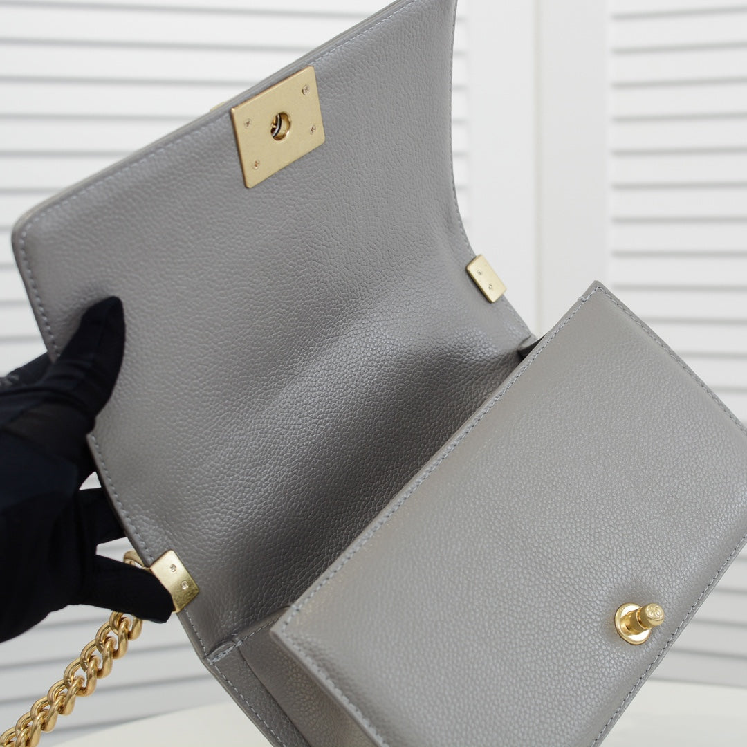 CAVIAR BOY BAG MEDIUM 67086 GREY