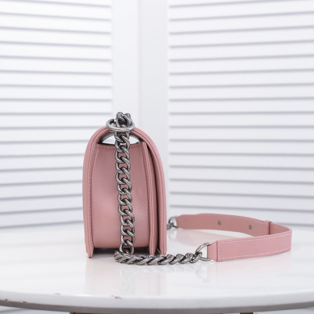 CAVIAR BOY BAG MEDIUM 67086 PINK