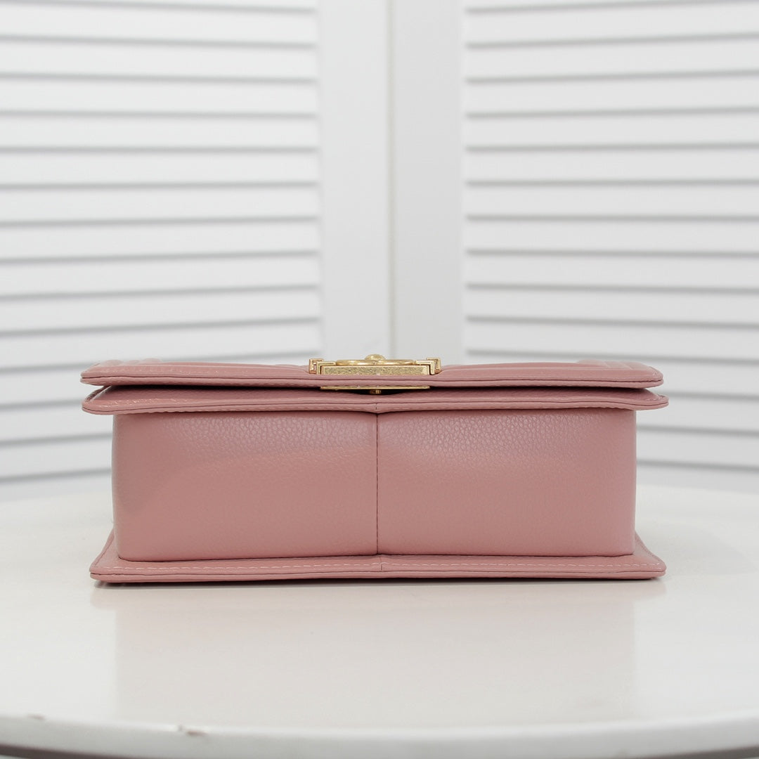 CAVIAR BOY BAG MEDIUM 67086 PINK