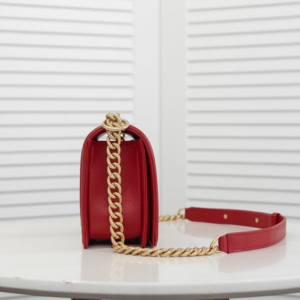 CAVIAR BOY BAG MEDIUM 67086 RED