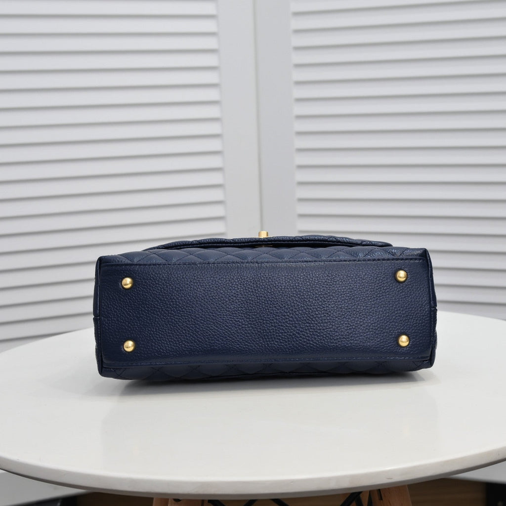 QUILTED CAVIAR 28CM 92992 DARK BLUE
