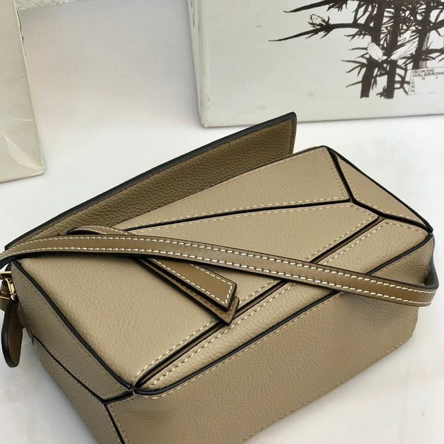 LOE MINI 18 PUZZLE BAG IN DARK KHAKI GREEN CALFSKIN