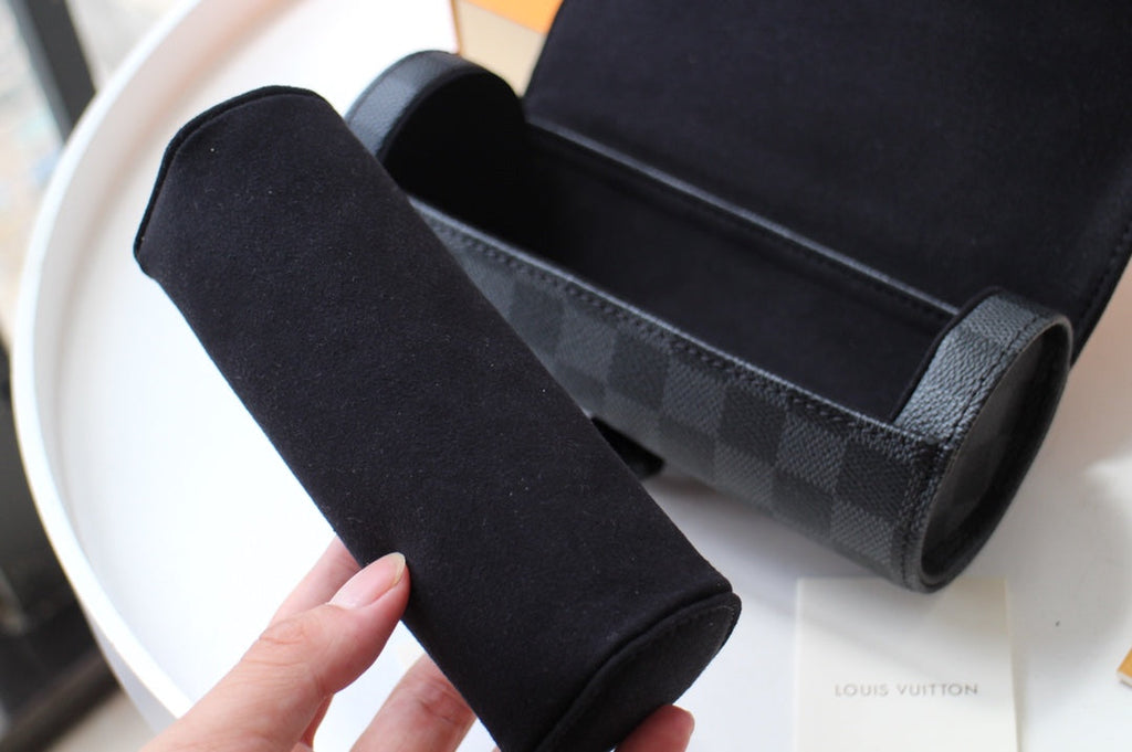 LV 25S ASTUCCIO PER 3 OROLOGI 20 IN BLACK DAMIER GRAPHITE CALFSKIN