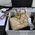 CC MEDIUM 26 FLAP BAG IN BEIGE CREAM LAMBSKIN