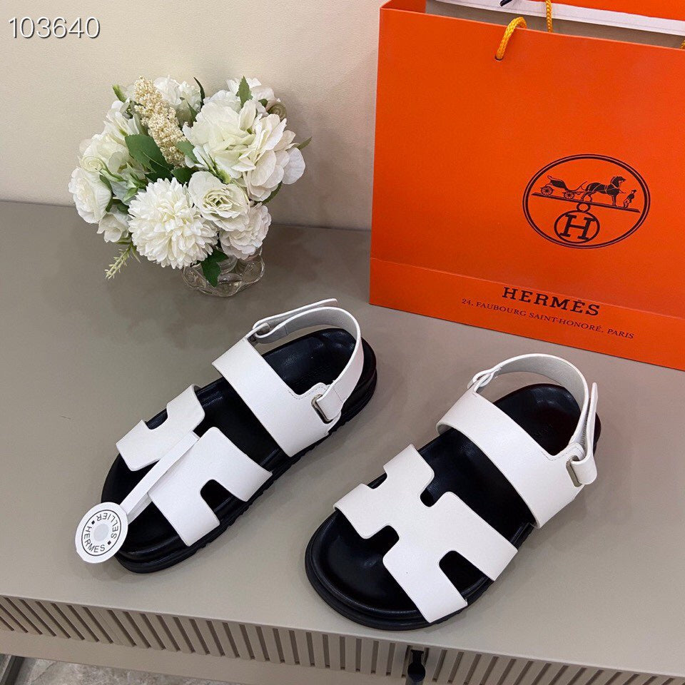 HM GENIUS SANDAL BLACK AND WHITE CALFSKIN