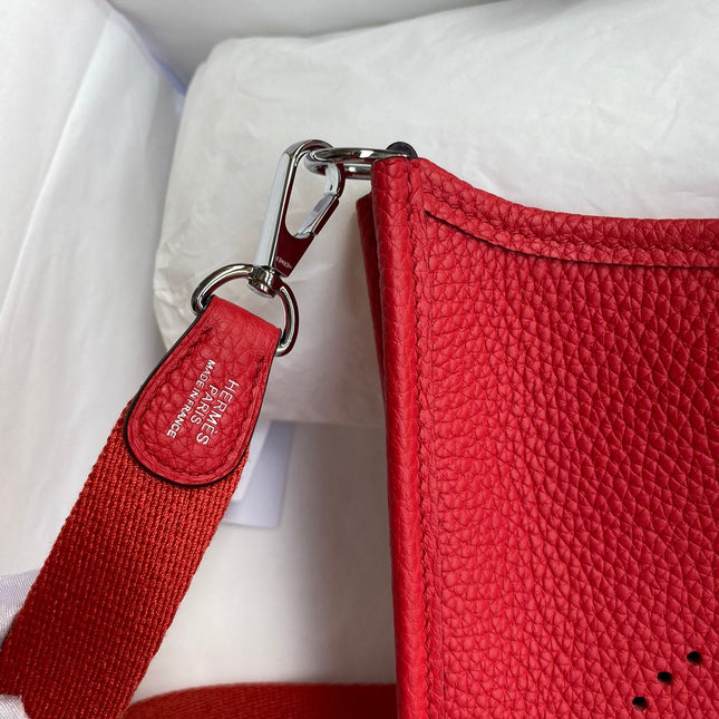 HM 25S EVELYNE 17 CM IN RED COWHIDE AND CANVAS WITH SILVER HARDWARE