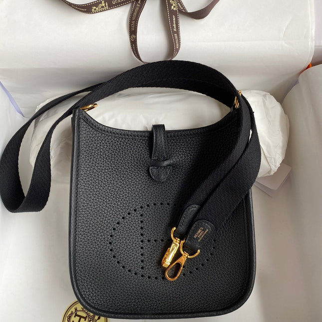 HM 25S EVELYNE 17 CM IN BLACK COWHIDE AND CANVAS WITH GOLD HARDWARE