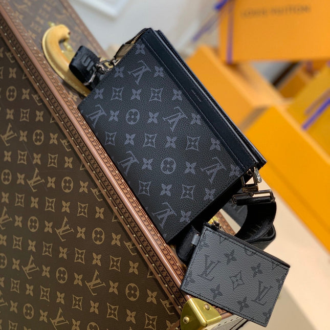 ANPHA WEARABLE WALLET 18 IN BLACK MONOGRAM ECLIPSE REVERSE CALFSKIN