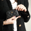 CC ZIPPED COIN BASIC PURSE 11 BLACK CALFSKIN WITH GOLD ICON