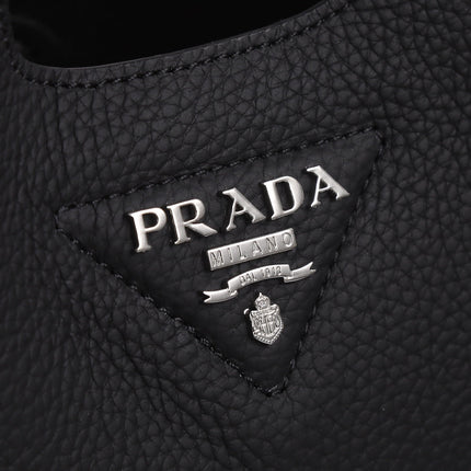 PRA 18 DYNAMIQUE LOGO TOTE BAG IN BLACK CALFSKIN