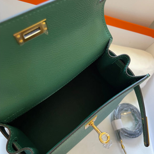 KELLY MINI 20 BAG IN DARK GREEN CALFSKIN WITH GOLD HARDWARE