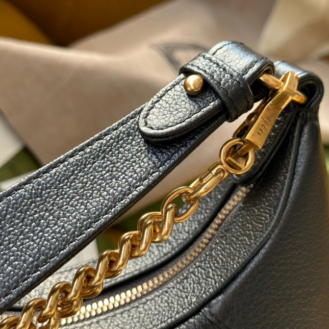SHOULDER BAG 25 IN BLACK LAMBSKIN GOLD HARDWARE
