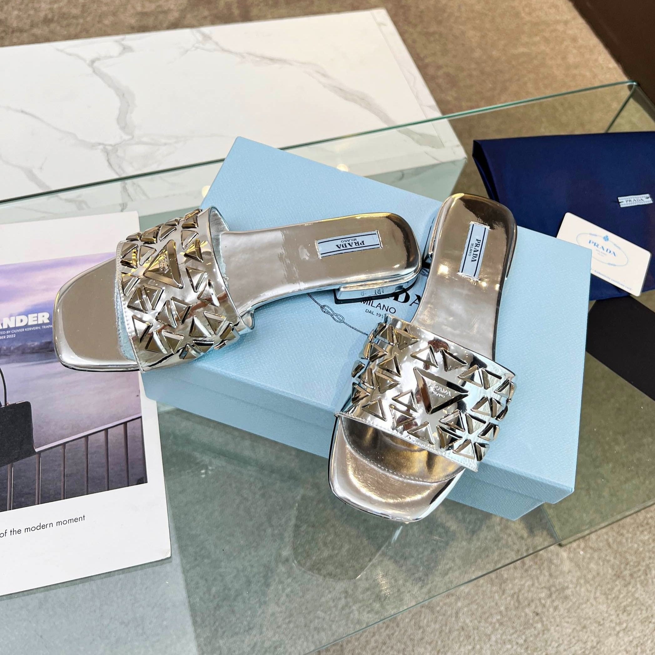 PRA EMBROIDERED SLIDES FLAT SILVER CALFSKIN