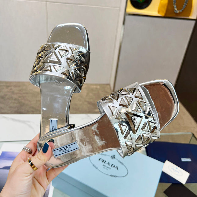 PRA EMBROIDERED SLIDES FLAT SILVER CALFSKIN