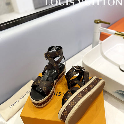 LV 26S STUDDED WEDGE SANDALS 70 MM IN DARK BROWN COATED CANVAS