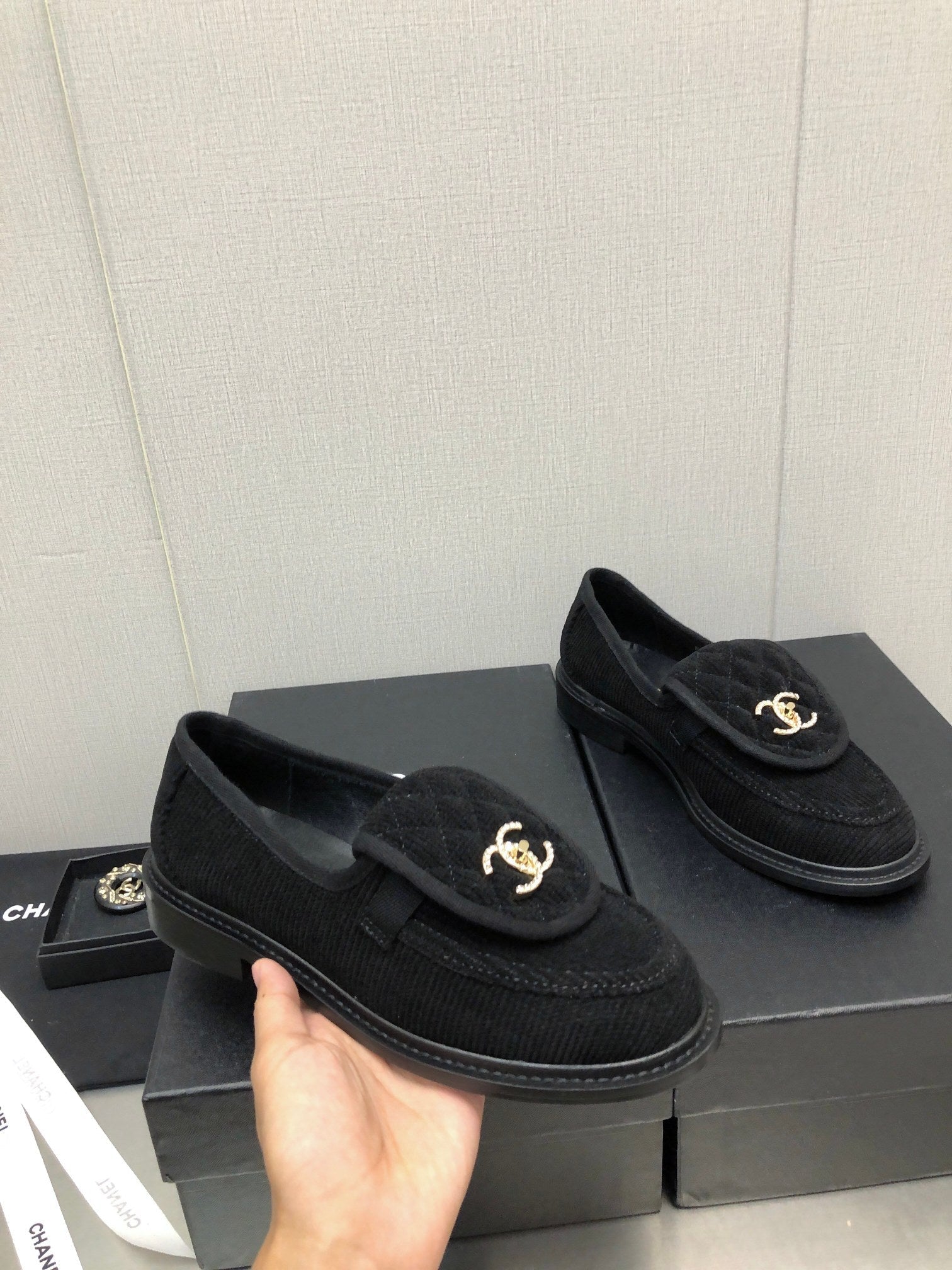 moccasins black denim 40mm