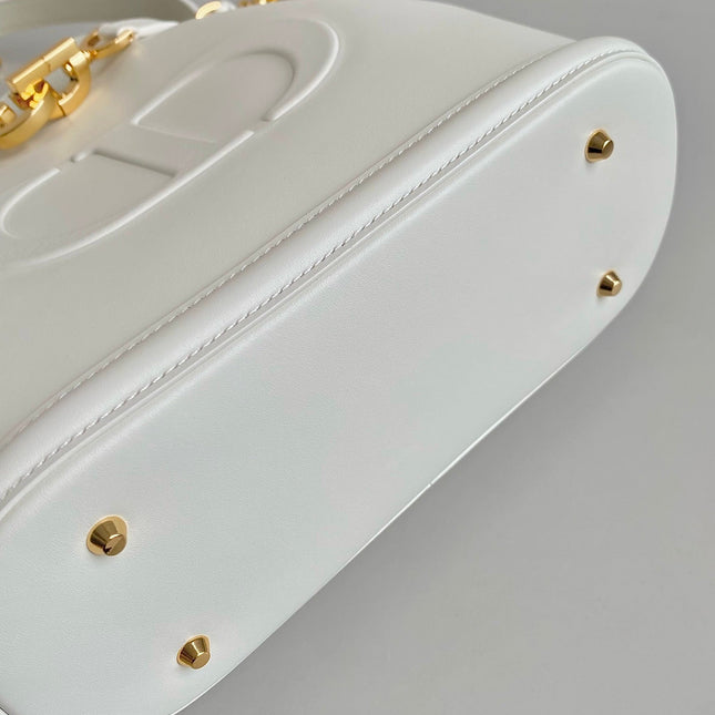 MEDIUM C'EST 24 IN WHITE CD-EMBOSSED CALFSKIN