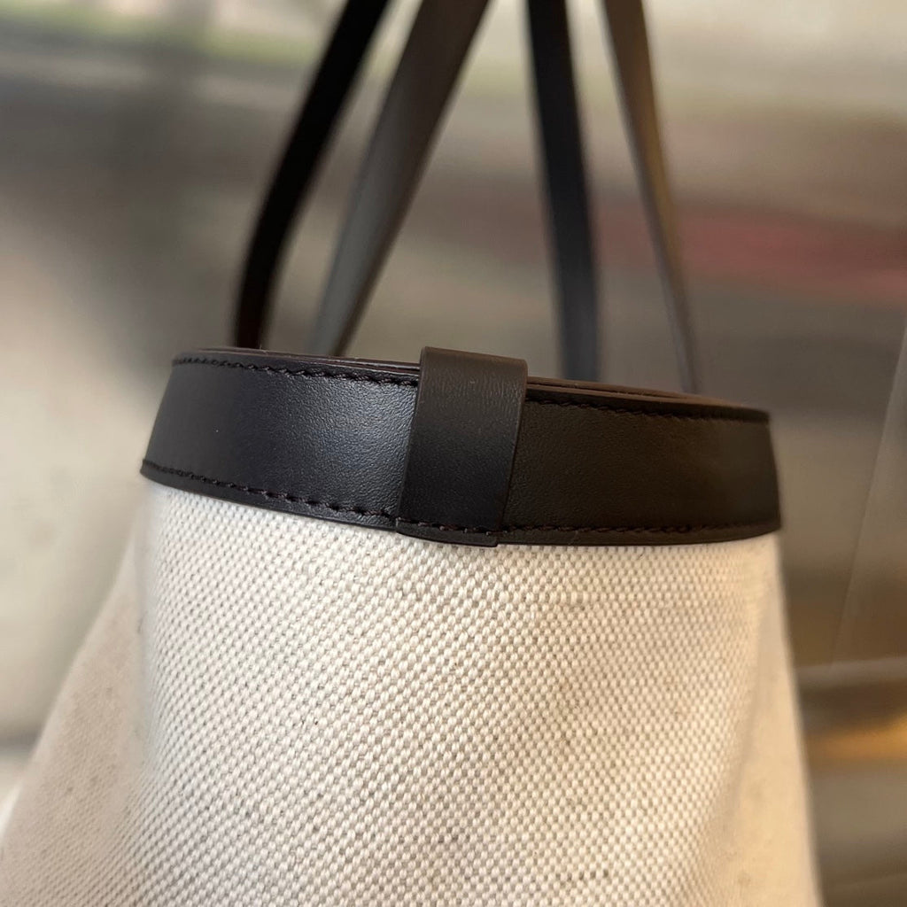 FLIP FLAP 38 IN WHITE CANVAS AND BLACK CALSKIN