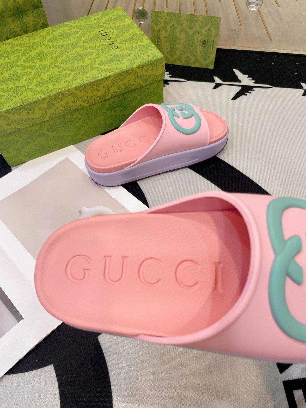 INTERLOCKING G SLIDE SANDAL IN BABY PINK IMPORTED TPU
