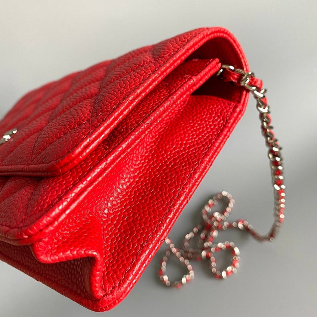 CC WOC 19 RED CAVIAR SILVER HARDWARE