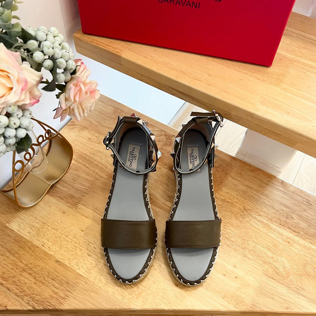 VALENTINO 26S WEDGE SANDALS IN OLIVE GREEN CALFSKIN
