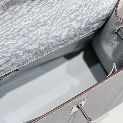 KELLY 25CM IN GRIS PERLE EPSOM CALFSKIN PALLADIUM HARDWARE