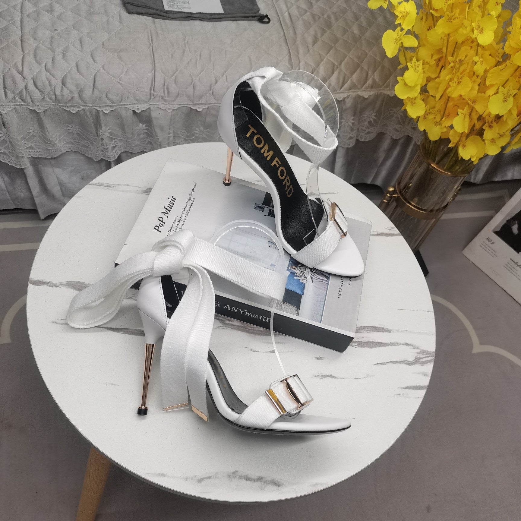 HIGH HEEL 10 CM IN WHITE FABRIC AND LAMBSKIN