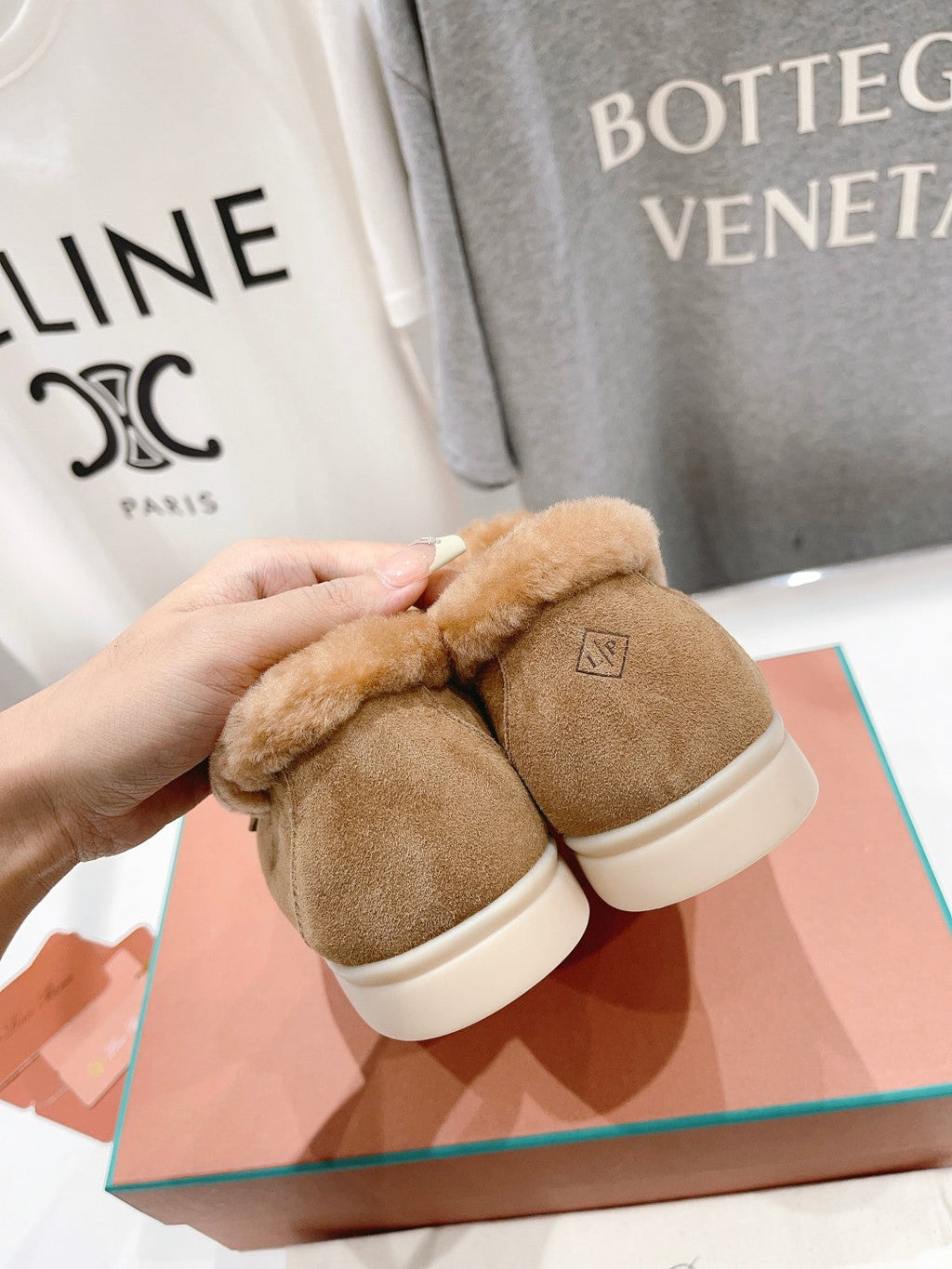 LP SUMMER CHARMS WALK LOAFERS TAWNY FLEECE