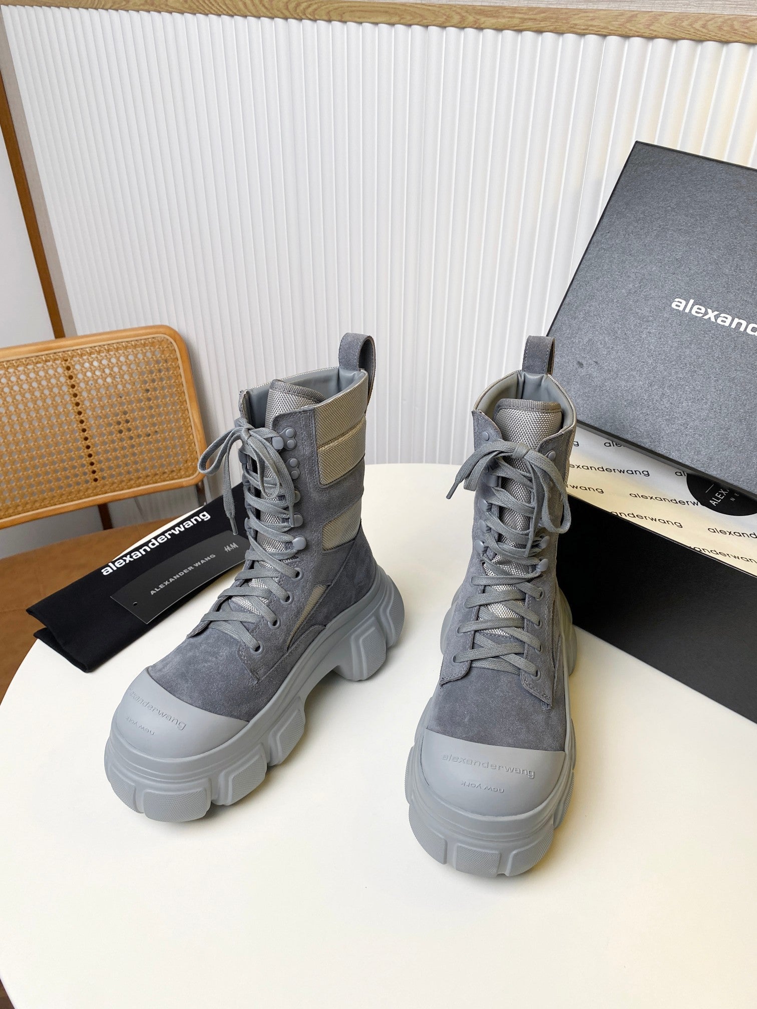 STORM COMBINATION 8 CM BOOTS IN COOL GRAY SUEDE AND SHEEPSKIN