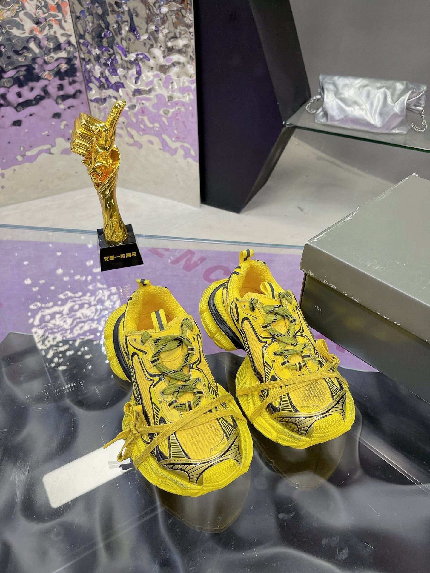 3XL SNEAKER IN YELLOW MIX BLACK MESH AND POLYURETHANE