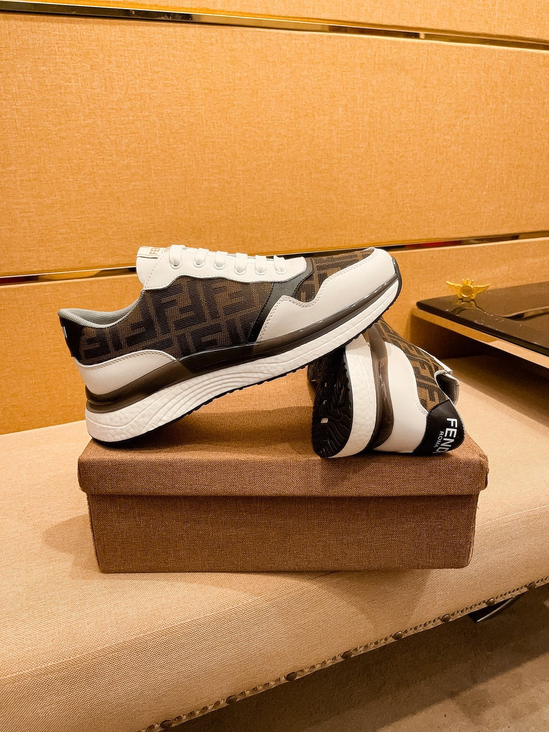 CD SALVATORE FERRAGAMO SNEAKER WHITE AND BROWN JACQUARD