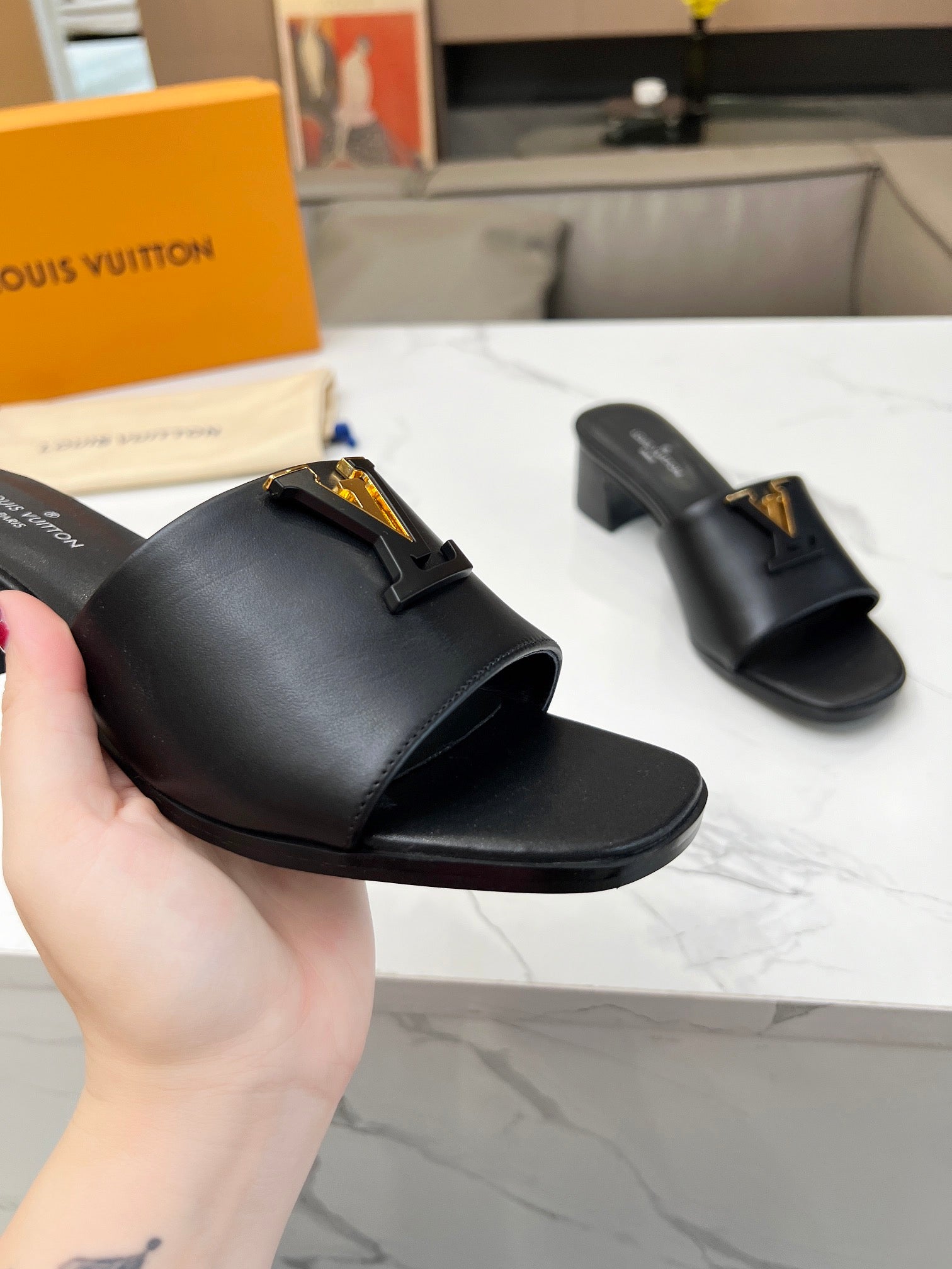 LV 26S CAPRI HIGH-HEELED MULES IN BLACK CALFSKIN