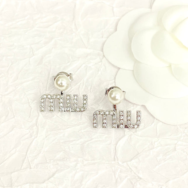 MIUMIU 26S PEARL LOGO DROP EARRINGS WITH CRYSTALS IN SILVER TONE METAL 625655