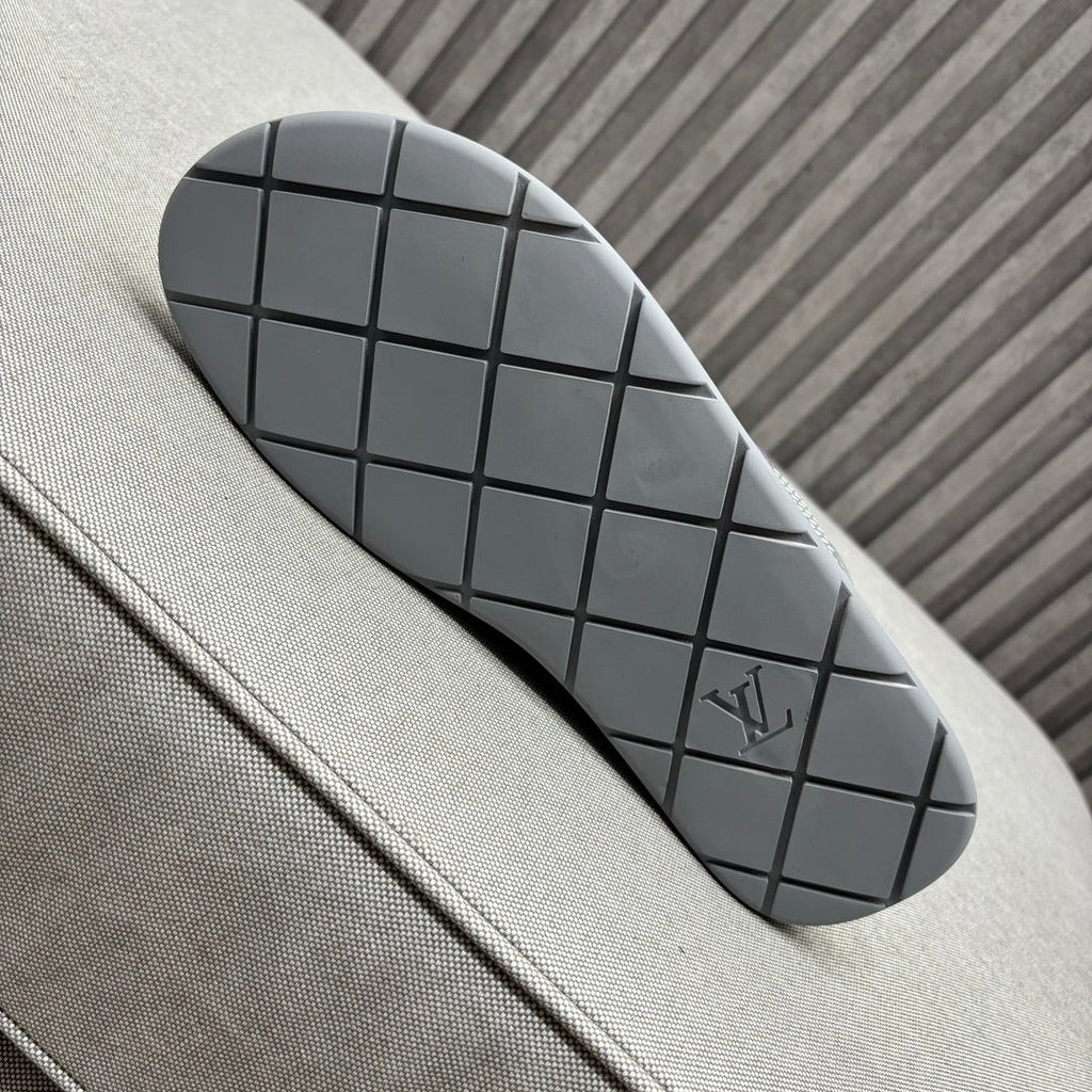 LV VENICE MULE SANDALS GRAY