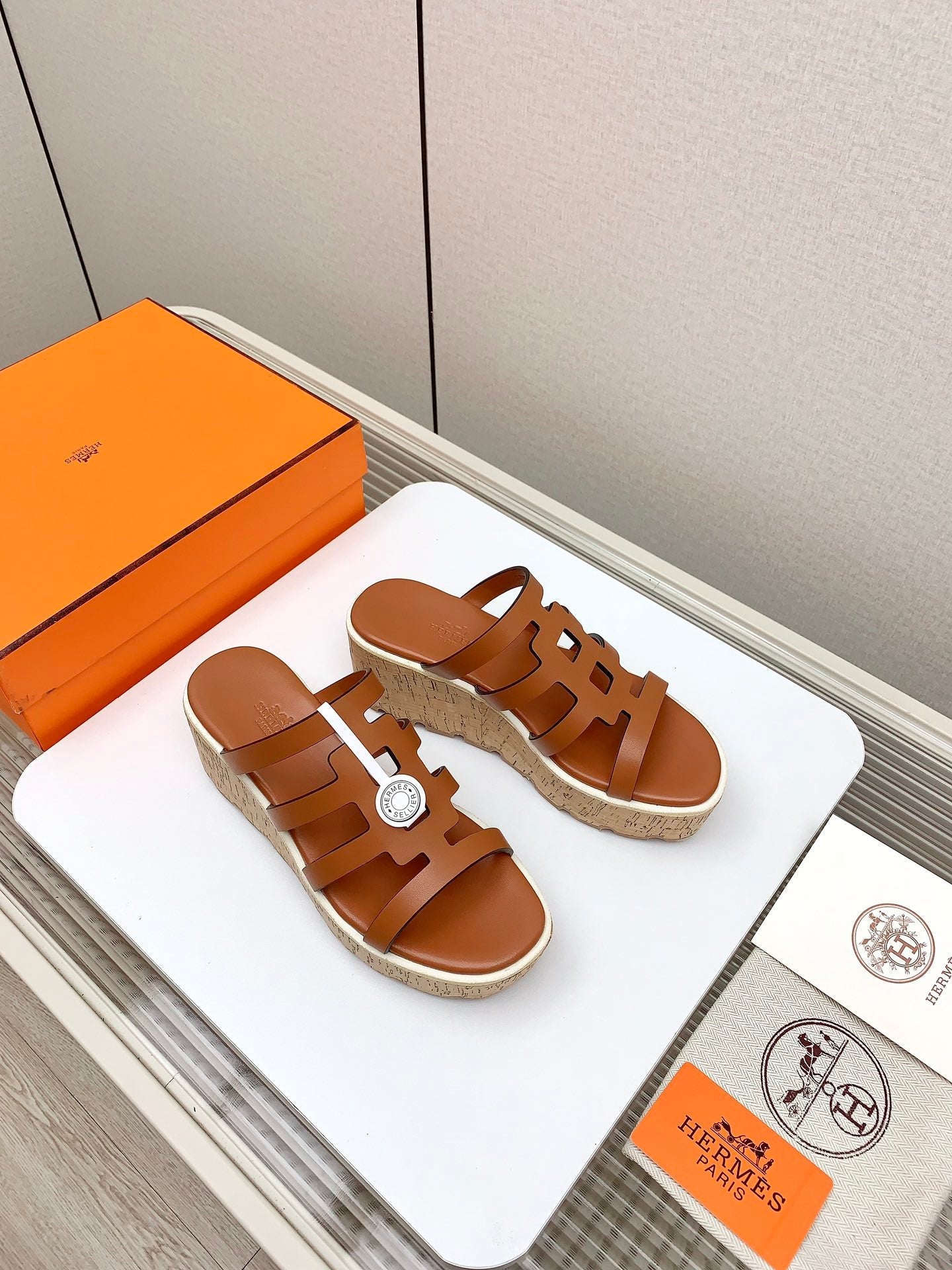 ISABELLA 30 SANDAL IN BRONZE BROWN CALFSKIN