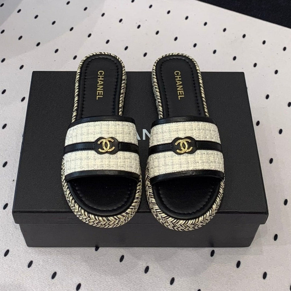 Double CC Women White Black Slippers Calfskin