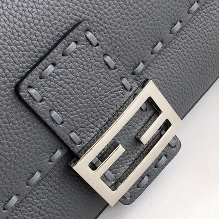 Fend Baguette 27 Bag Black Calfskin Shw