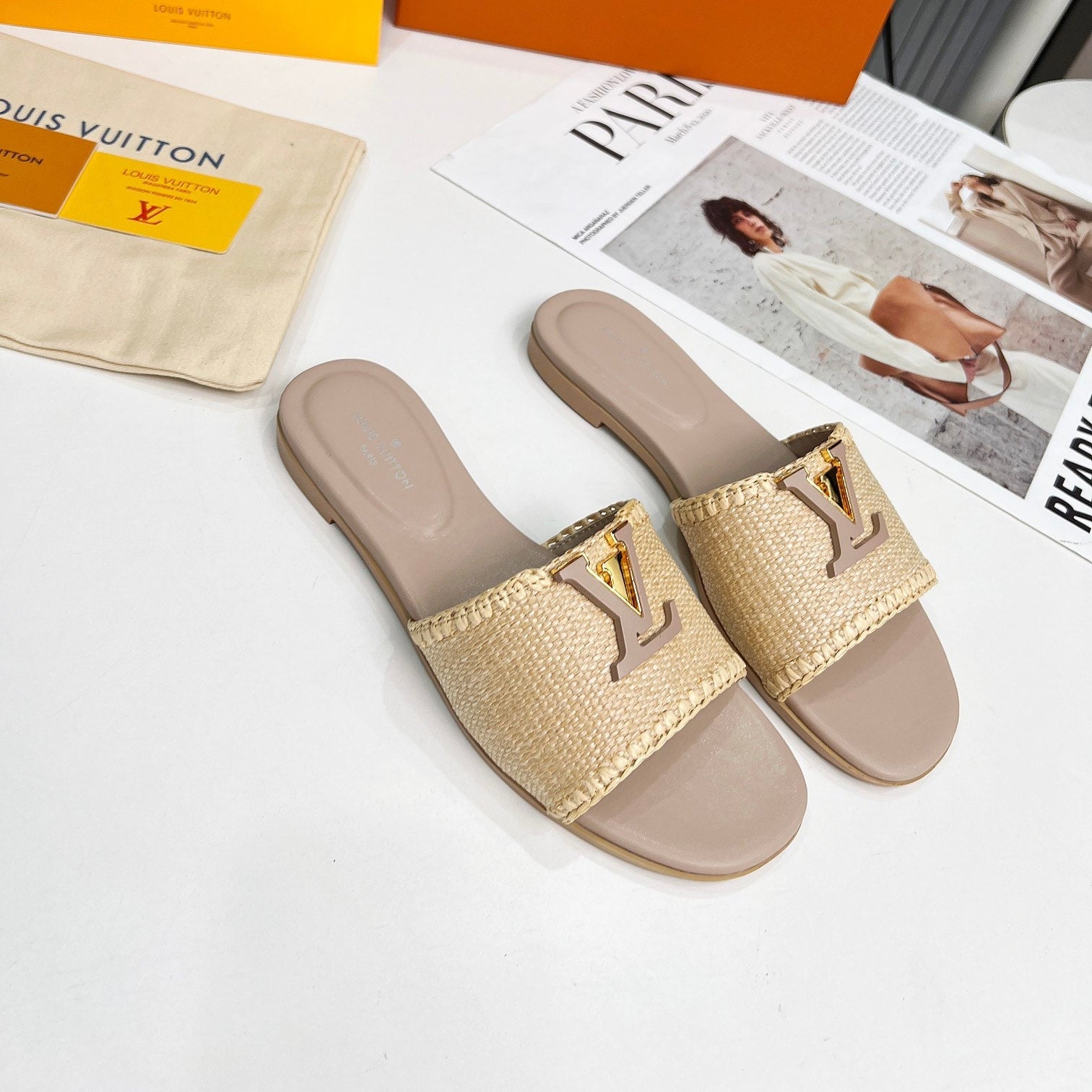 LV 26S FLAT SLIDES IN DARK BEIGE CALFSKIN AND RAFFIA