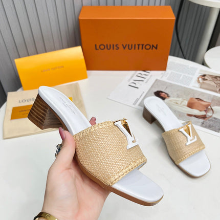 LV 26S CAPRI HIGH-HEELED MULES IN WHITE CALFSKIN AND BEIGE RAFFIA