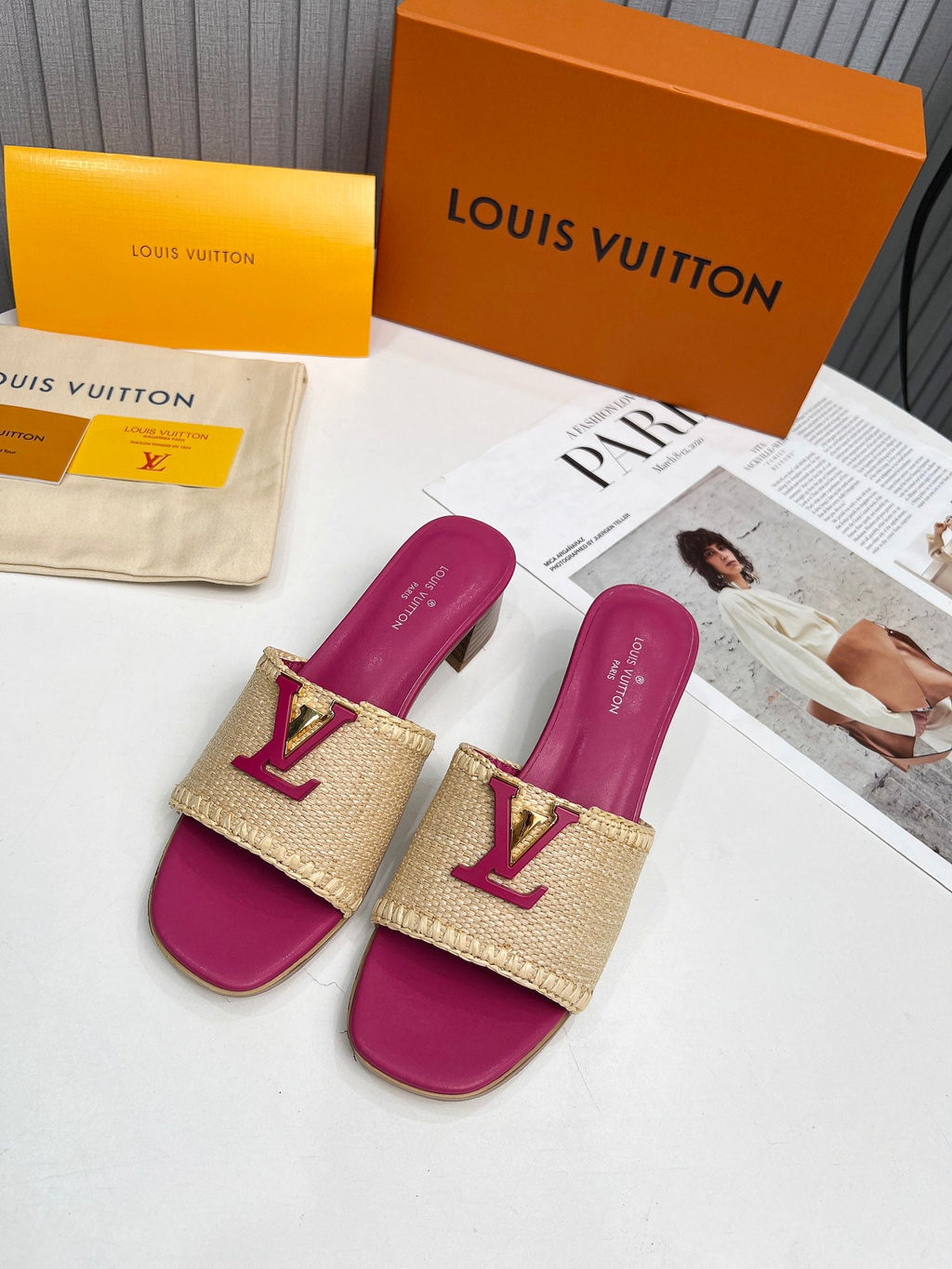 LV 26S CAPRI HIGH-HEELED MULES IN PINK CALFSKIN AND BEIGE RAFFIA