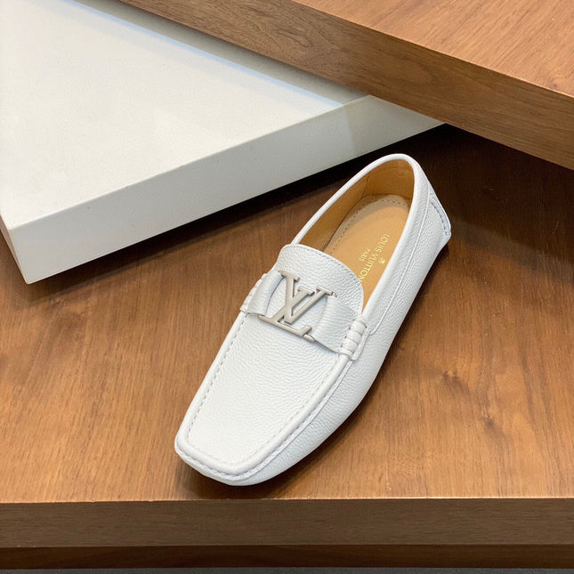 LV LOAFER IN WHITE WRINKLE CALFSKIN WITH SILVER LOGO