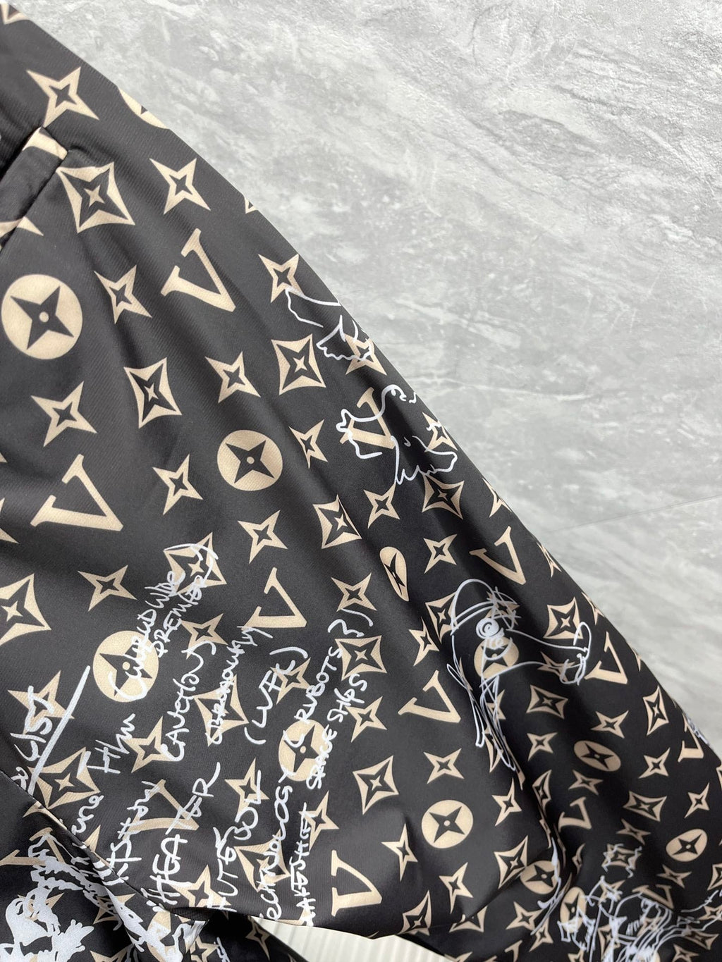LV DARK BROWN MONOGRAM TROUSERS 239490