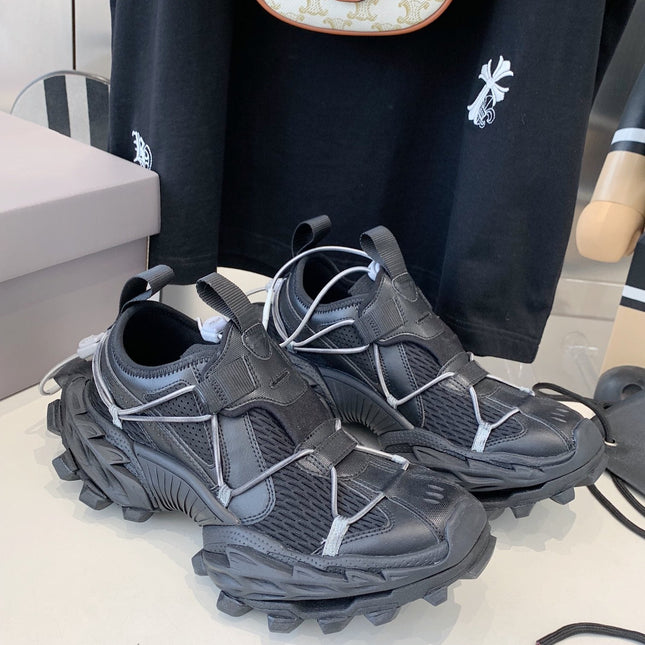 HIKE SNEAKER IN BLACK MESH, POLYURETHANE AND POLYESTER